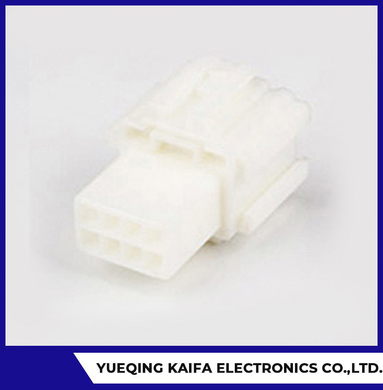 8 Pin Female Auto Connector