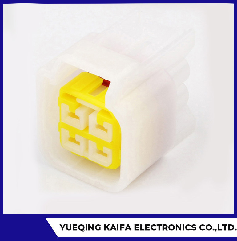 4 Way Plastic Car Connector Plug