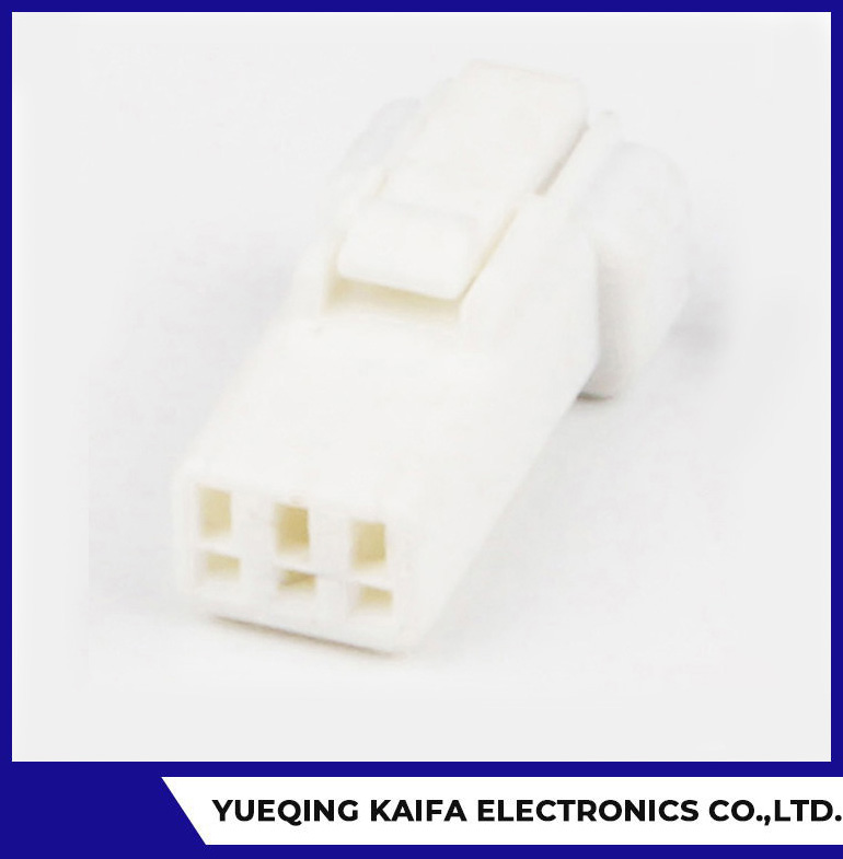3 Way Plastic Car Connector Plug