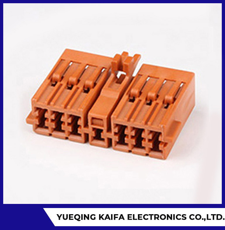 13 Pin Car Electrical Connector Housing