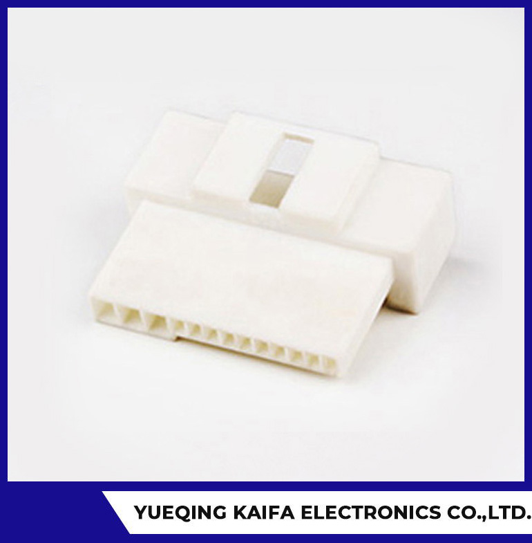 Complex Auto Housing Connector Plug