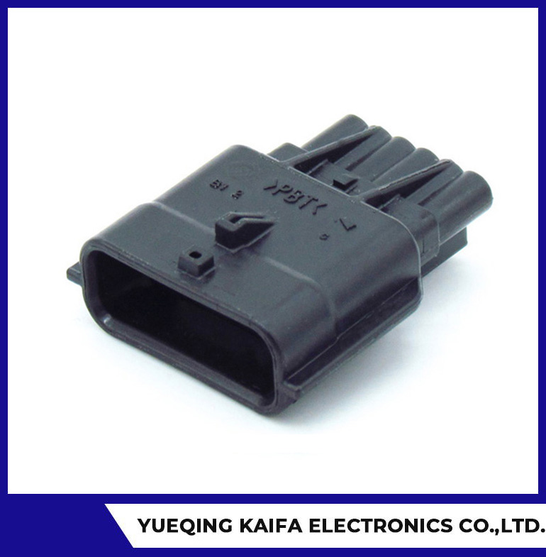 SUMITOMO Auto Electrical Connector Plug